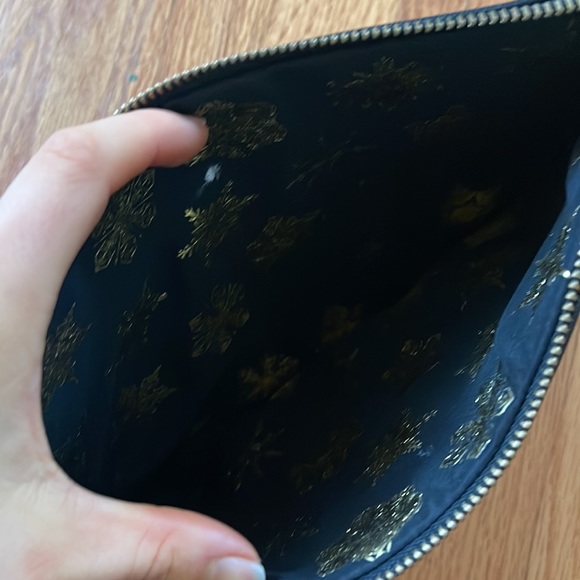 Makeup bag - Picture 3 of 4